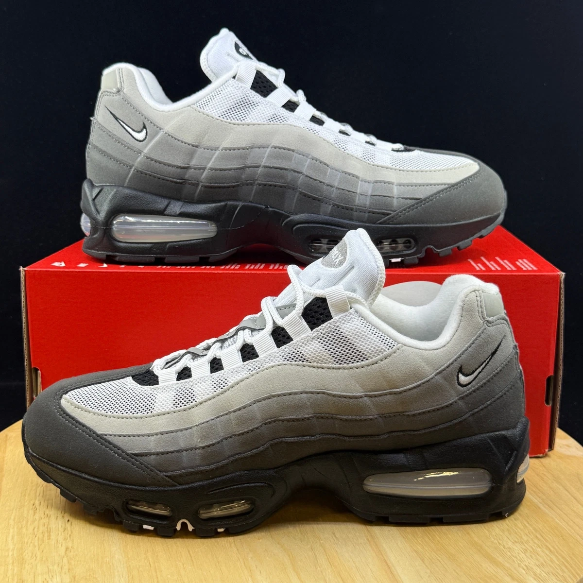 Preços baixos em Nike Air Max 95 Medium Grey | eBay