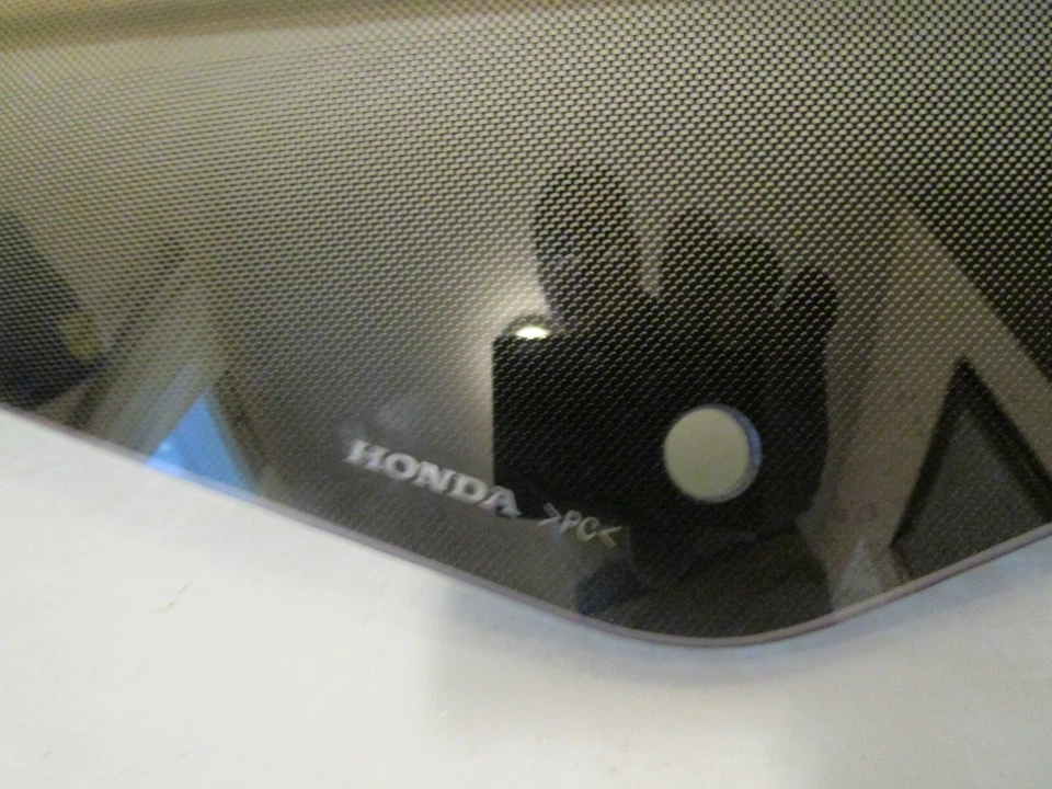 Nos Honda 2013-2015 Goldwing GL1800 F6B OEMTall Windsceen 08R70-MJG-670 - Image 2 of 4