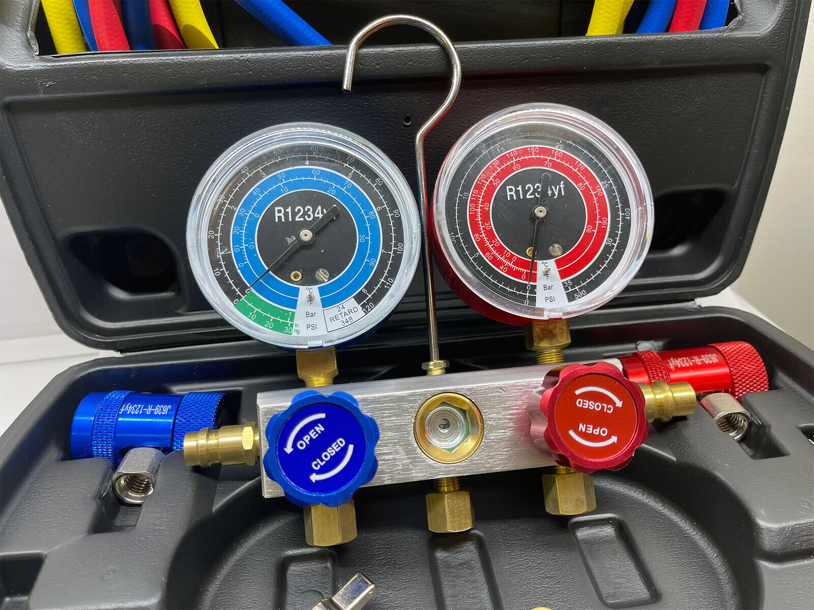 Auto R1234YF Refrigerant Gauge & Hoses Service AC Recharge Kit w/Can Tap  Adapter