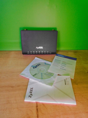✔️ BOXED ZYXEL NBG4604 WIRELESS N GIGABIT MANAGED ROUTER - UK SELLER - Bild 10 von 12