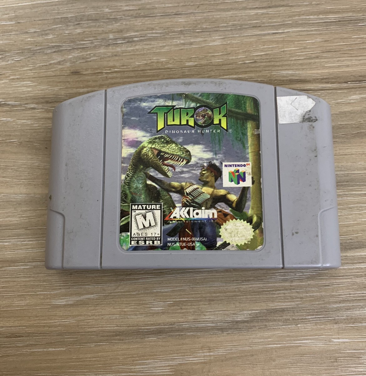 Turok: Dinosaur Hunter中古美品・N64北米版 TUROK: DINOSAUR HUNTER | NINTENDO 64 | US SELLER | COMPLETE