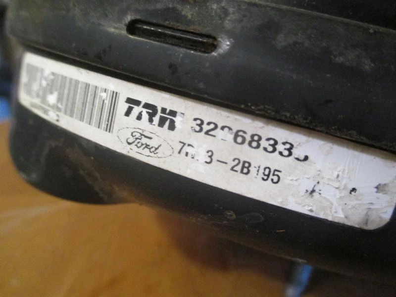 2005 - 2008 福特野马动力制动增强器原始设备制造商 — 第 2/4 张图片