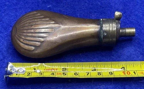Civil War Small Powder Flask For A Colt Pocket Or Root Type Cased Revolver Set