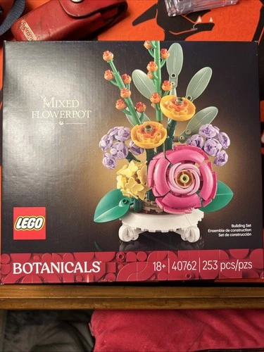 LEGO Botanicals: Flowerpot (40762) - Brand New Sealed Set