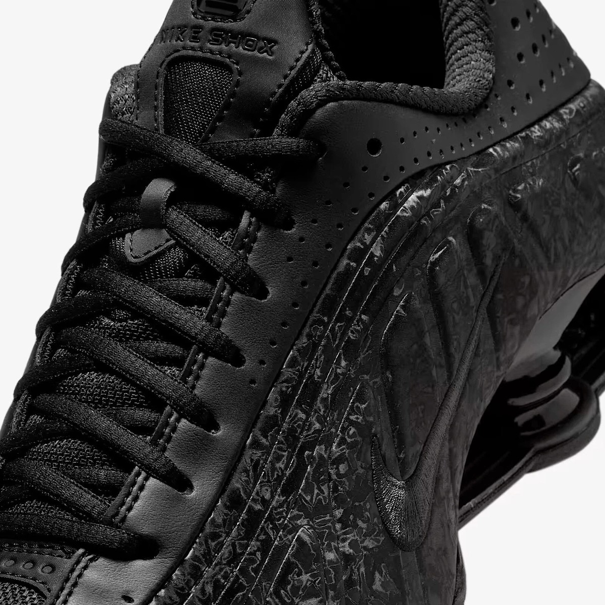 NIKE SHOX R4 ブラック 10 (UK) Nike Shox R4 Mens Fashion Sneakers in Black - 10.5 US | eBay