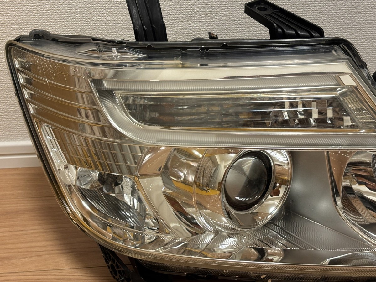 Honda Genuine Stepwagon Spada 2012-2015 HID Xenon Headlight Lamp