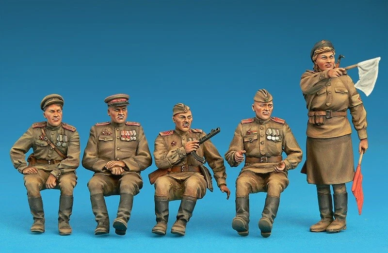 MINIART SOVIET JEEP CREW SPECIAL EDITION 1:35 COD.35313 - Immagine 3 di 3