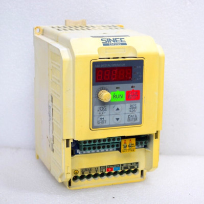 SINEE EM100-2R2-3B INVERTER 415VAC 2.2kW 6.2A EM100