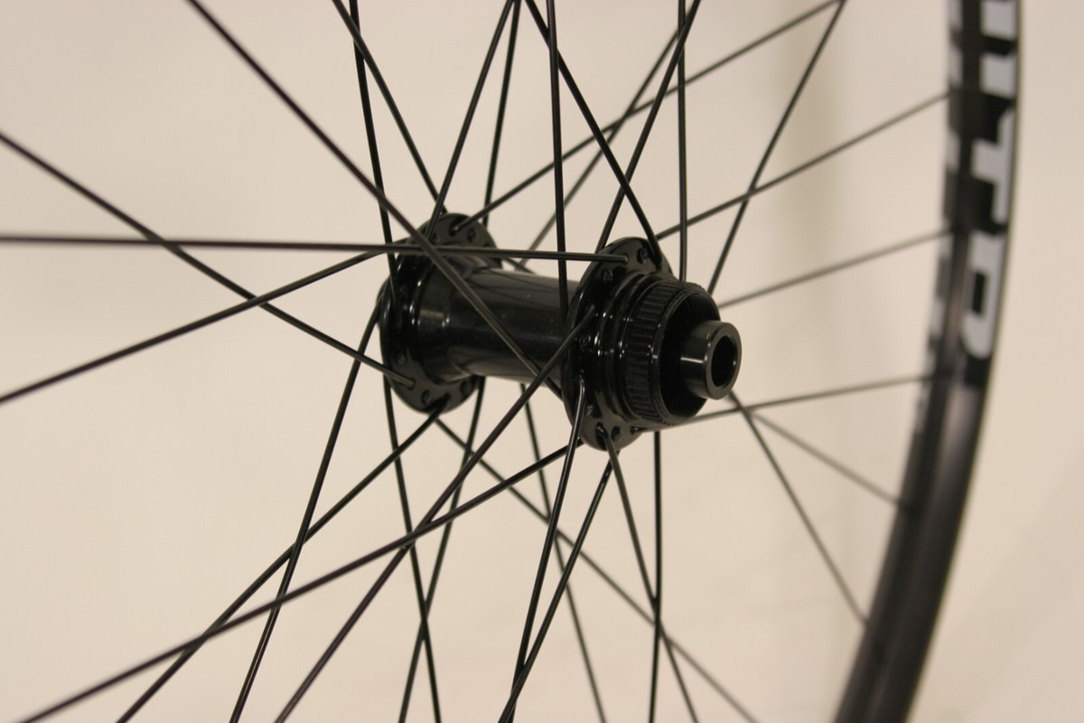 WTB ST i23 Light TCS 27.5 Front Wheel w/Oval 110x12mm TA 32h