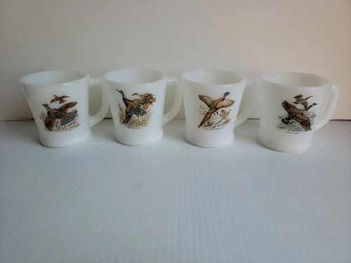 4 Vintage Milk Glass Game Bird FIRE KING D Handle Coffee Cup Mugs NO CHIPS