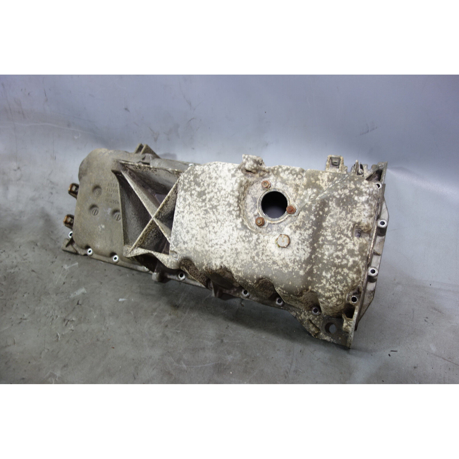 20092013 BMW E70 X5 SAV Diesel M57 6Cylinder Factory Oil Pan Sump OEM