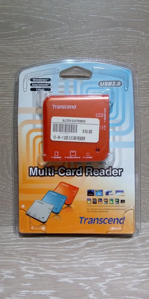 TRANSCEND 13 in 1 Adapter Compact Flash Adapter, Mini SD, XD + MORE - Image 2 of 3