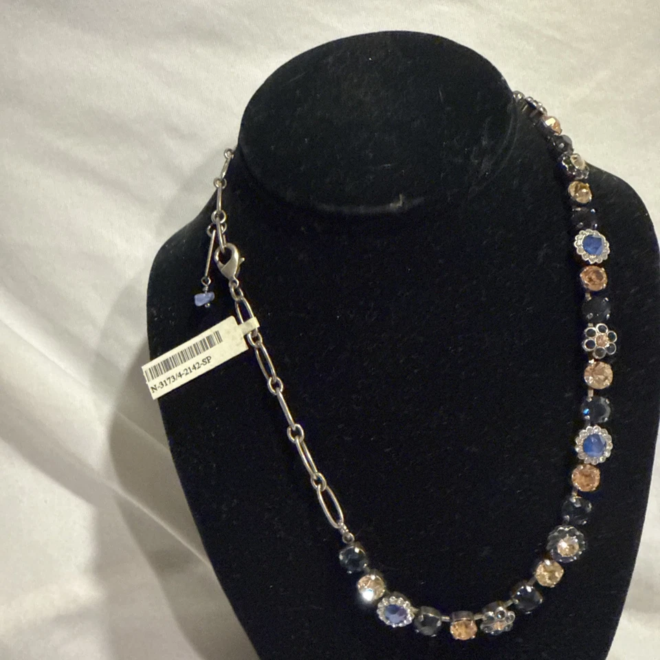 Collar Flor Mariana Azul/Rosa Foto 3 de 3