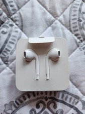 Apple EarPods In Ear Canal Headset - White MNHF2AM/A