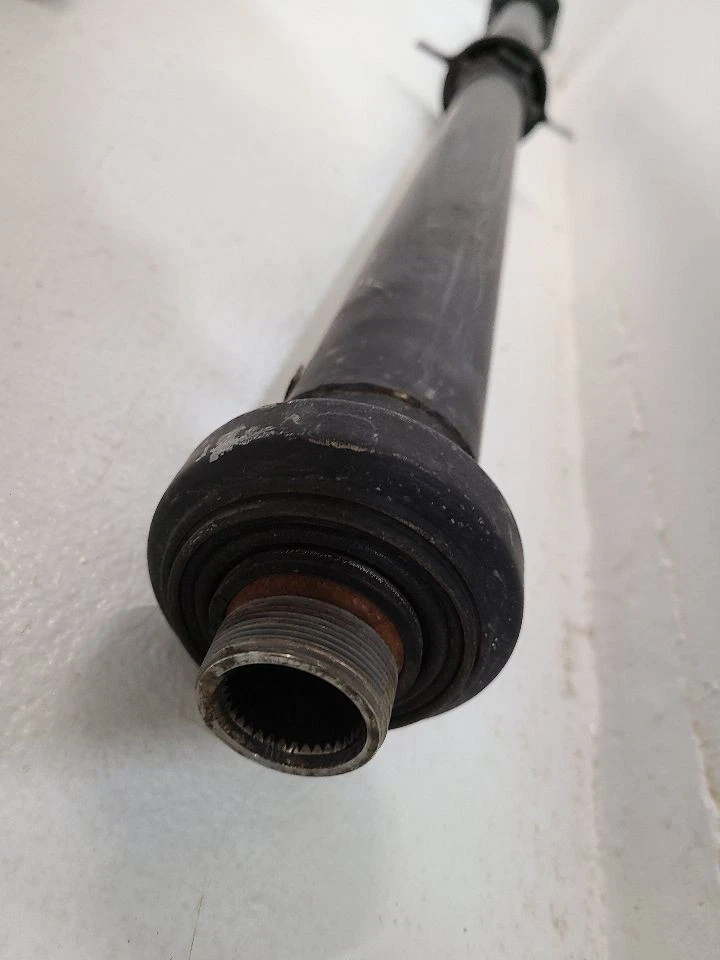 2015-2019 BMW X6 Rear Drive Shaft RWD 26108693406 15-19 Foto 2 de 4