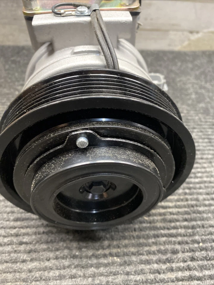 UAC A/C Compressor HA17J, 2009-2018 Dodge Journey SXT Sport - Image 4 of 4