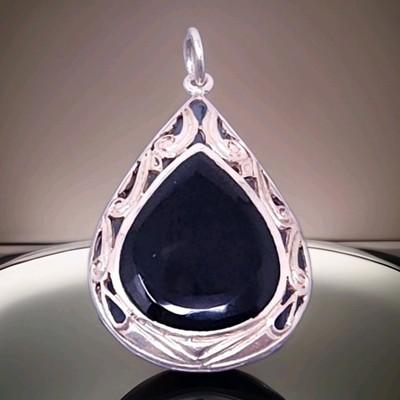 Vintage Sterling Silver Black Jade Drop Shape Filigree Pendant