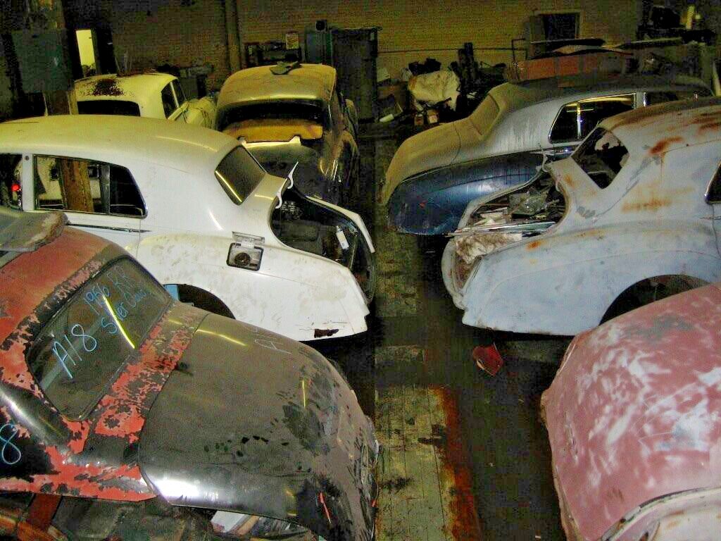 ROLLS ROYCE CLOUD II BENTLEY S3, SWITCH. THE WORLDS LARGEST USED PARTS INVENTORY