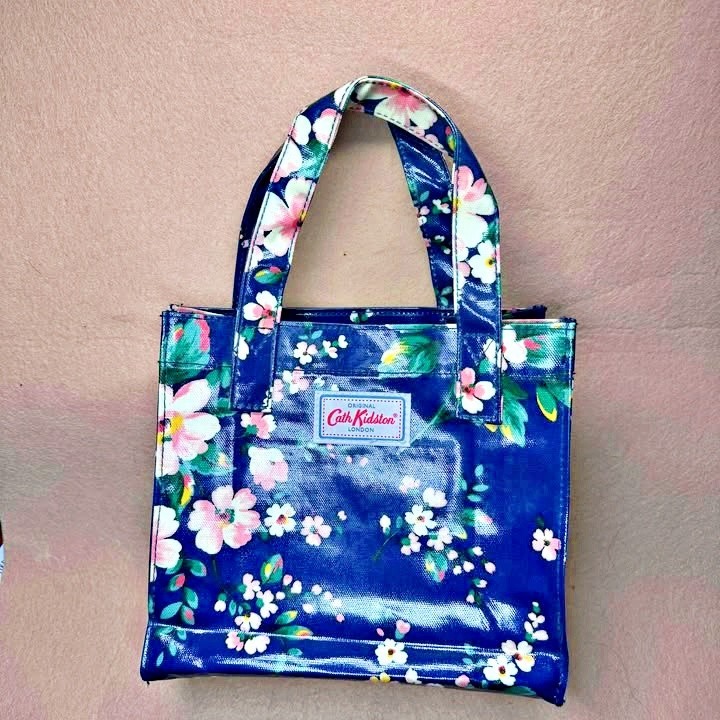 Cath Kidston Bookbag | small blue floral Spitalfields | water