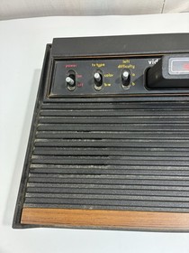 Atari 2600 6 Switch Video System,Space Invaders Game.1 Controller No Power Cord