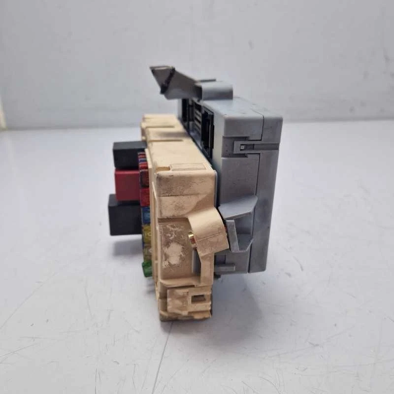 Centralina body computer Lancia Thesis 841 2.4 jtd 2003 60687598 501208510090 - Immagine 2 di 4