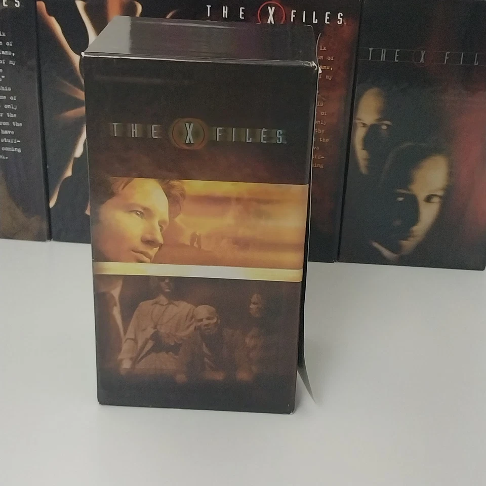 Vintage X Files VHS Tapes Lot Of 25 1990s - 7 with Enclosure Boxes & 4 Loose - Image 4 of 4