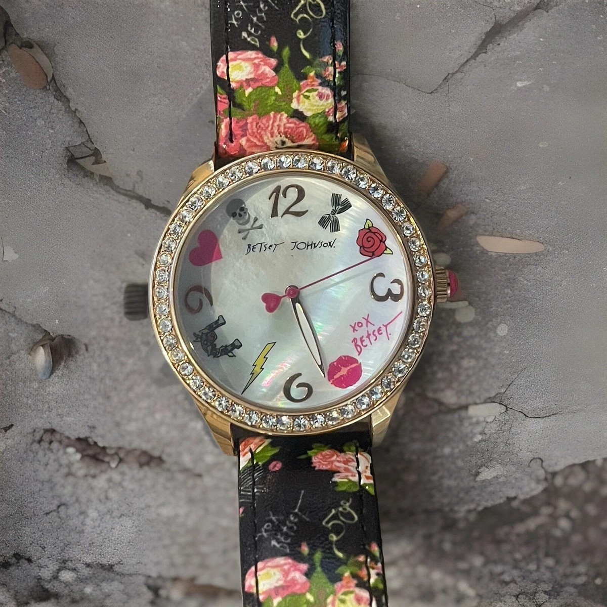 Betsey Johnson Pink and Green Floral Bangle Watch Betsey Johnson Watch - Etsy main image 4