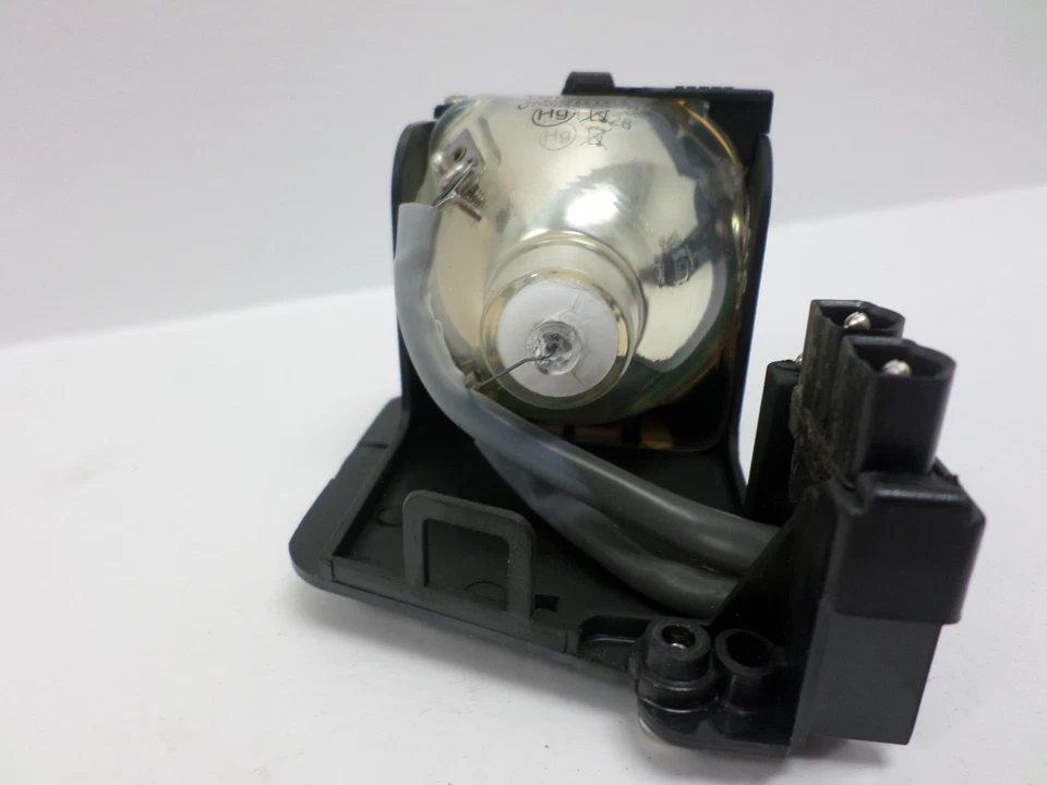 SANYO POA-LMP115 Projection Lamp with Lamp Housing 1AA2HLM0459 - Image 4 of 4