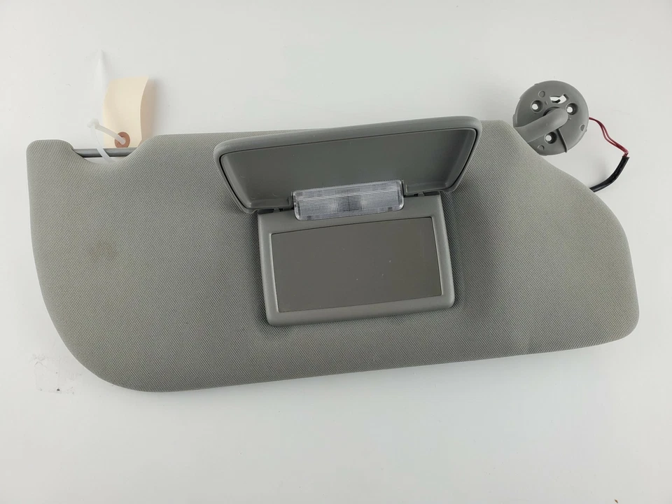 Pontiac Montana 2005-2009 parasol pasajero parasol derecho gris con luz OEM Foto 2 de 4