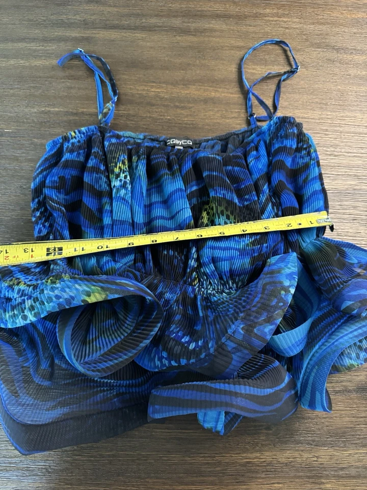 CQ By CQ top women’s Blouse Pleated Cami Textured 3D Artsy Blue Sz Large - Image 4 of 4