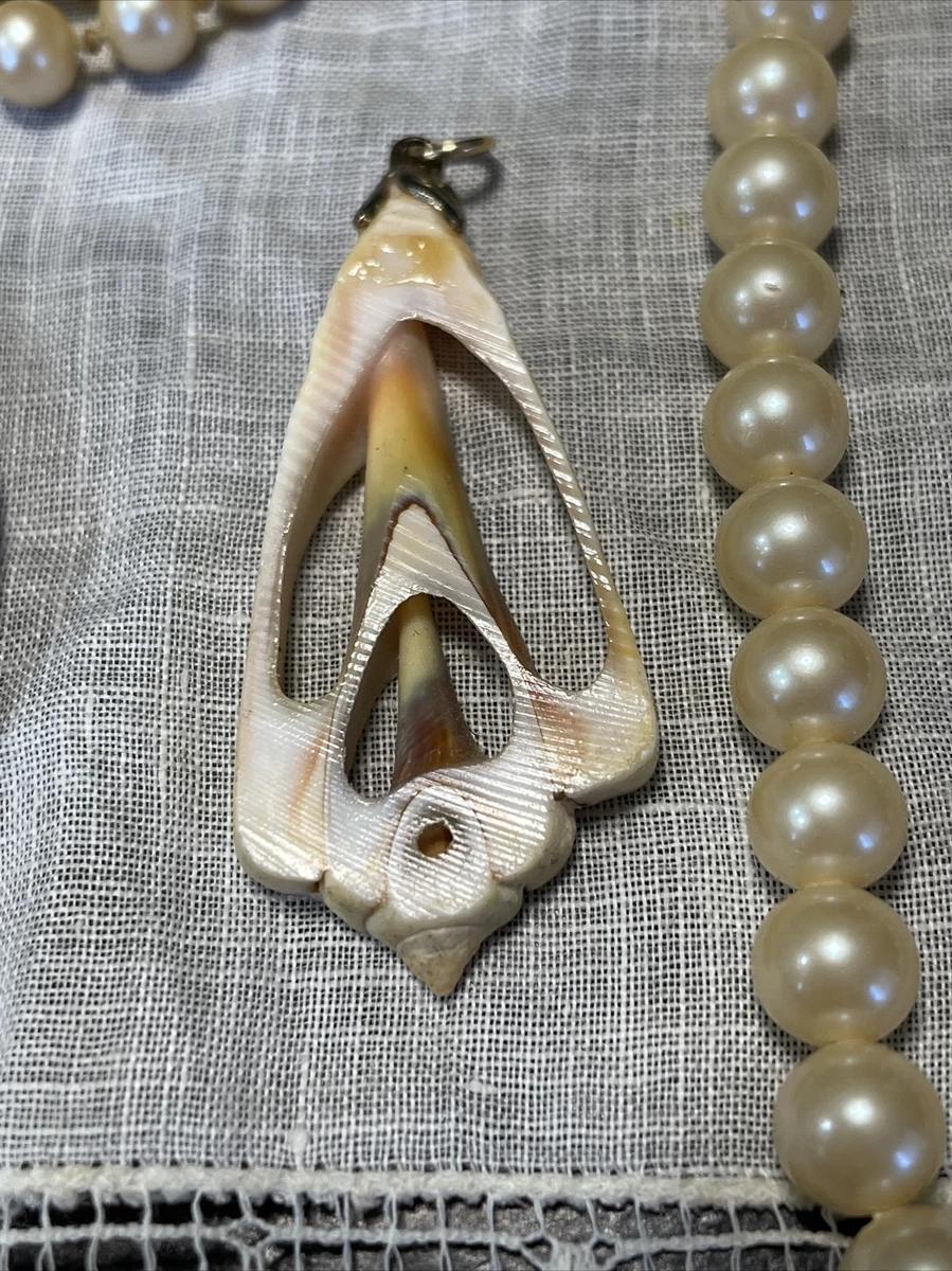 Vintage Crafting Jewelry Faux Pearls Necklace Pottery Butterfly Pendant BEA2-27
