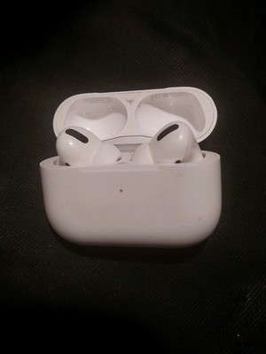 Apple AirPods Pro with MagSafe Wireless Charging Case - White