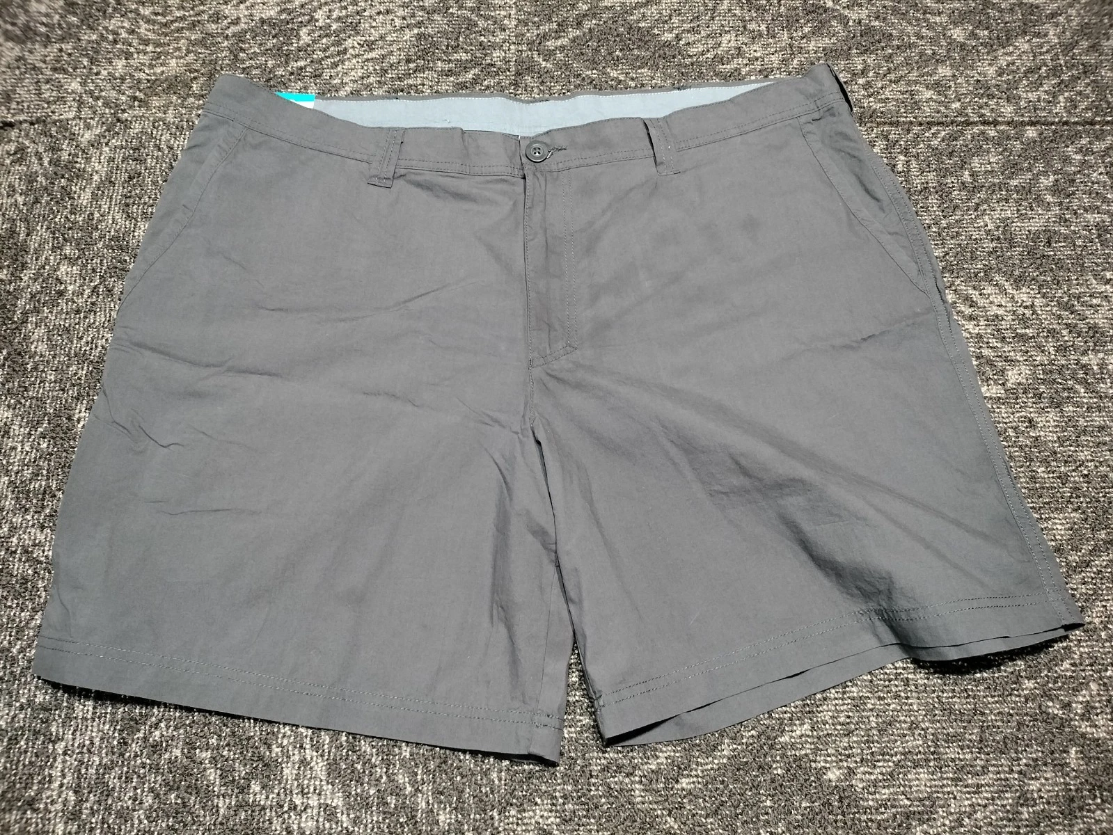 Columbia Washed Out Modern Classic Chino Shorts Mens 44 Gray Performance NEW