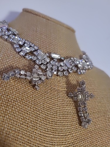 Bellissima collana girocollo vintage con strass e orecchini a clip - Foto 4 di 6