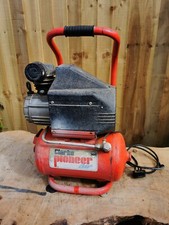 CLARKE PIONEER 100 10L 3.5CFM 8 BAR 0.65HP COMPRESSOR REF0564