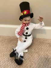 RAZ Elf Soft White w Hat & Scarf - 16" T (Bendable to  Pose!) FREE SHIPPING!