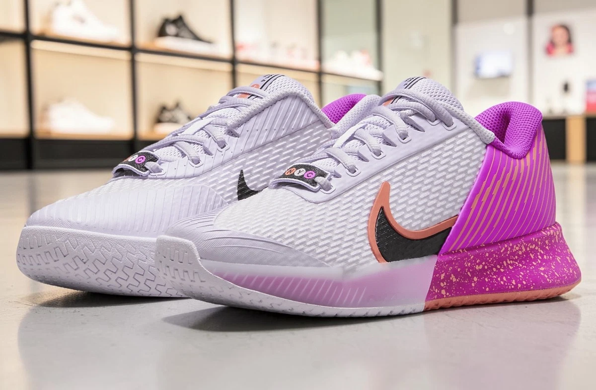 NIKE ヴェイパープロ2 プレミアム　HC NikeCourt Air Zoom Vapor Pro 2 Premium HC NYC Tournament Pack W