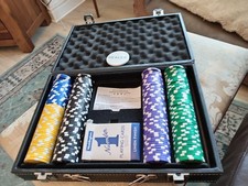200 Poker Chips And Case