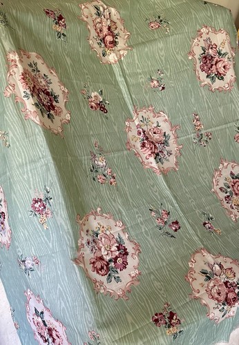 Vintage Cottage Watered Grain Moire Floral Cartouche Cotton Fabric ~ Mauve Green - Picture 4 of 9