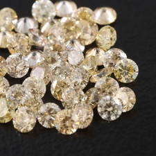 (GIA CERTIFIED)Loose 2.30CTW Diamond Melee Lot with Fancy Diamonds VS1 2.40mm 243.24 per carat
