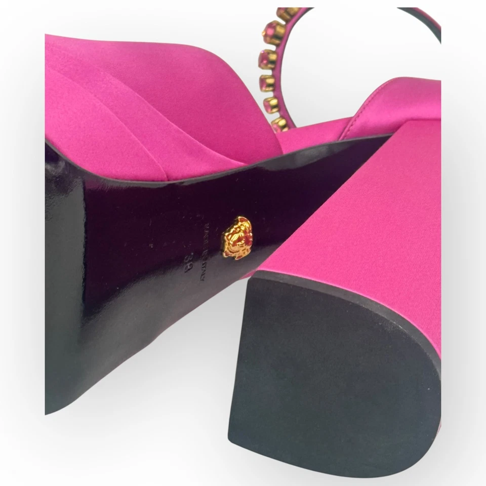 范思哲 Medusa Aevitas 平台高跟鞋缎面粉色 $1500 全新 — 第 4/4 张图片