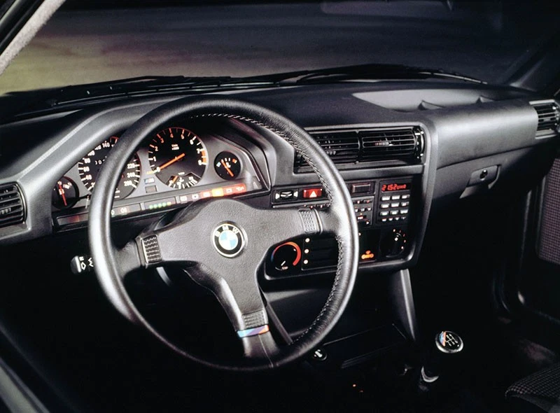 Unsurprisingly, the M3 was markedly more expensive than a regular 3-Series. A long list of standard features helped justify the price hike.