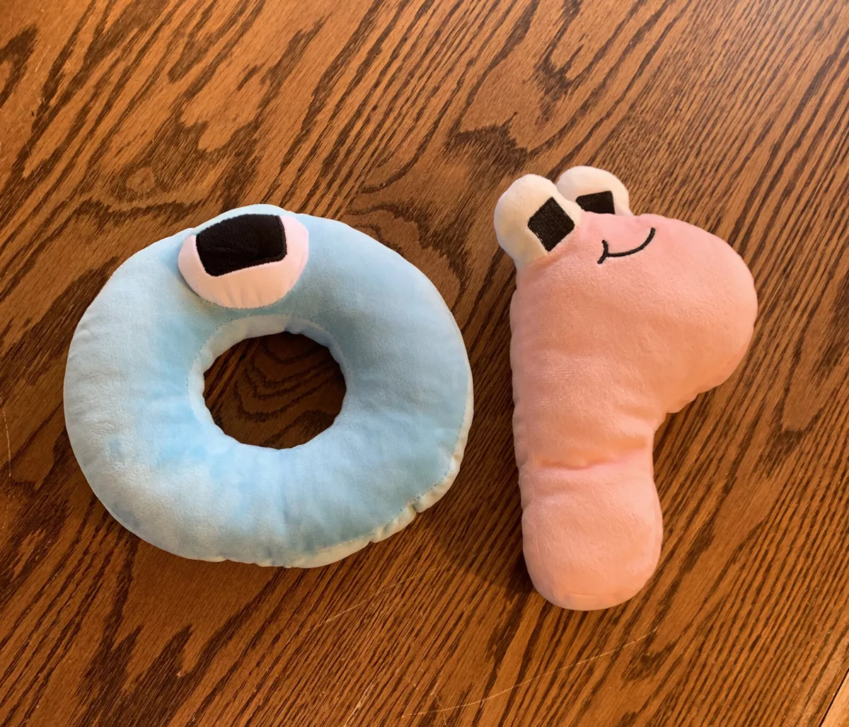 Lot Of 2 Alphabet Lore Plush’s Letters O (blue) & P (pink) / OP Alphabet  Lore