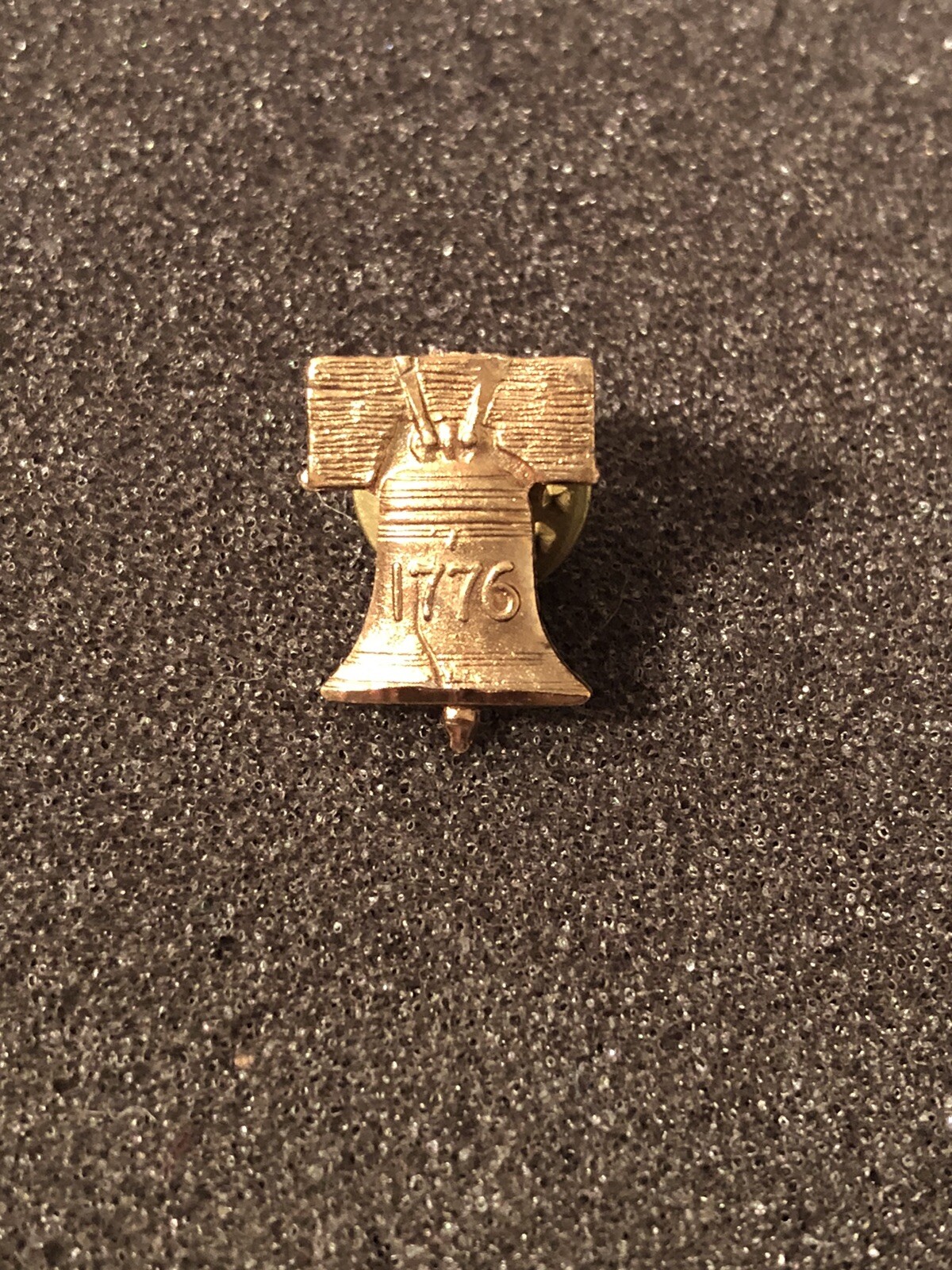 Vintage Liberty Bell 1776 Patriotic Lapel Pin American Liberty Bell Shaped Pin