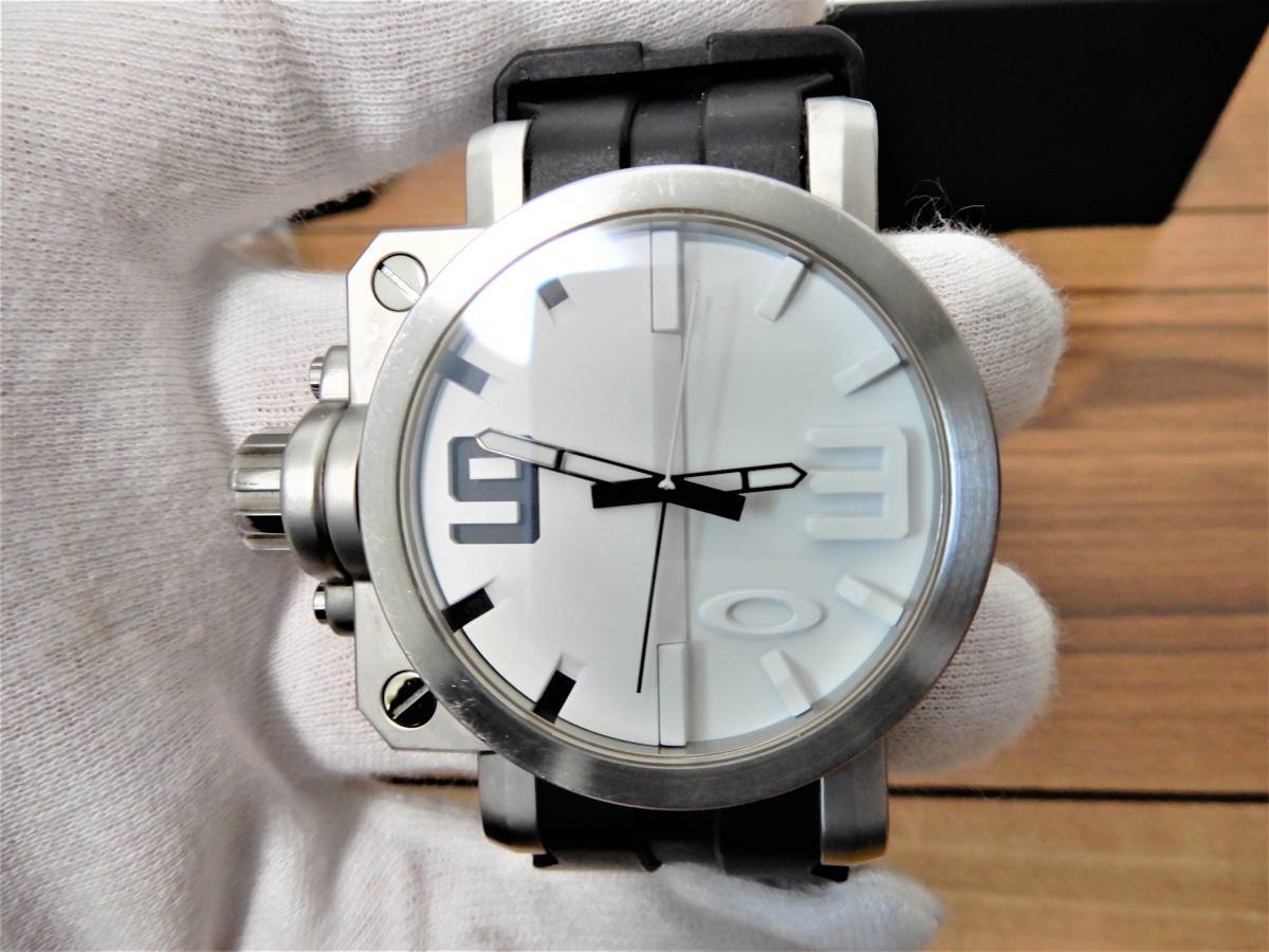 Oakley watch gearbox 10-064 white dial Gearbox Brushed