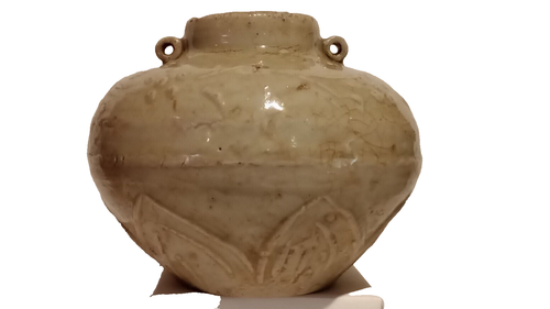 Sung Dynasty Molded Grey Celadon Glazed jar with handles - Picture 4 of 22
