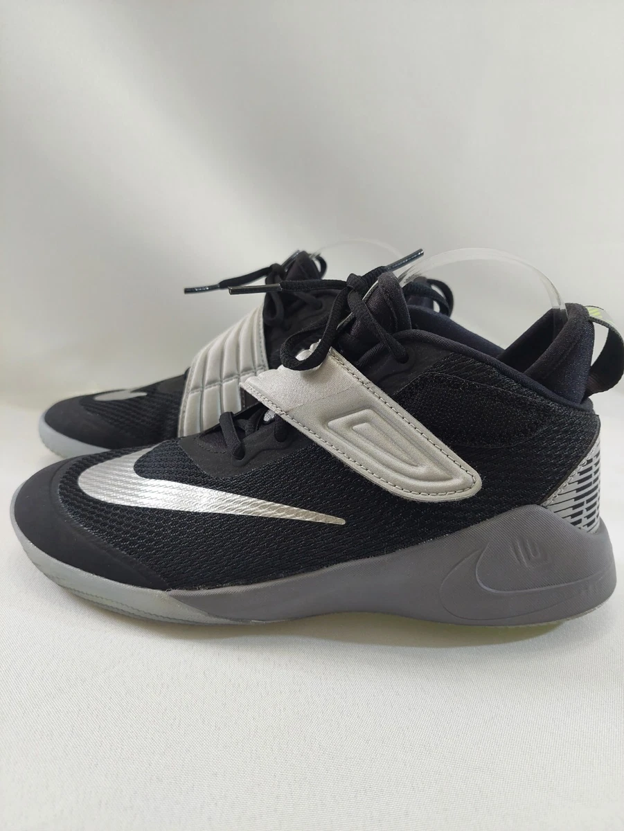 Nike future 2025 flight 2