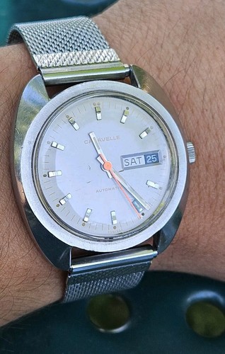 Vintage BULOVA caravelle men's automatic watch day/date 11UKACB swiss 1970