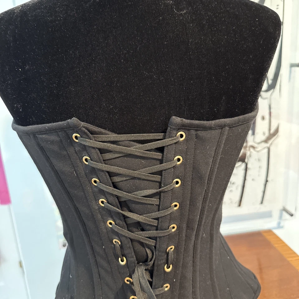 Carri Corset Agent Provacateur Sz 5 New With Tags Horned Boned Gold Findings - Image 3 of 4
