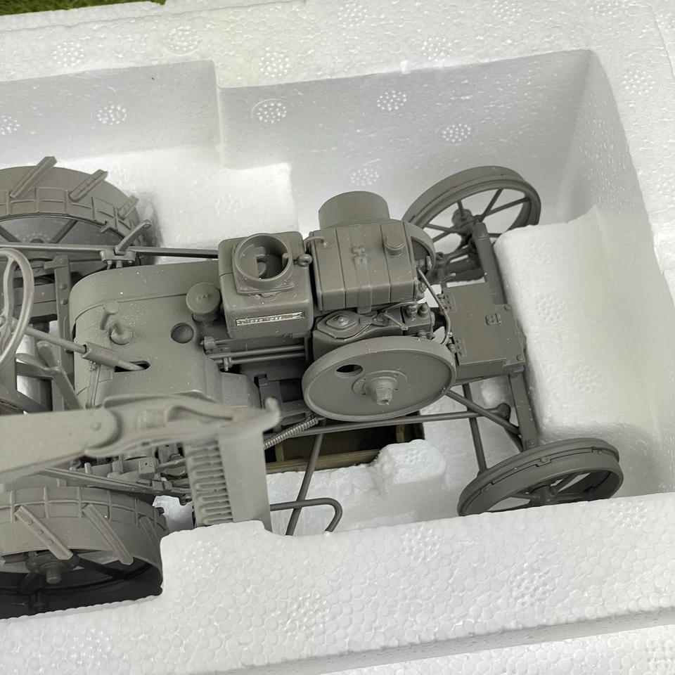 Vintage Universal Hobbies Dieselross Schlepper 1:16 Scale Boxed A/F - Image 4 of 4